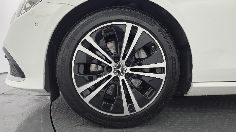 car Mercedes Benz E Class id67752 photo #5