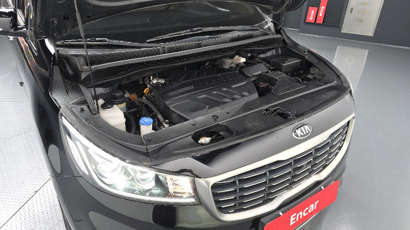 car KIA Carnival id67779 photo #6