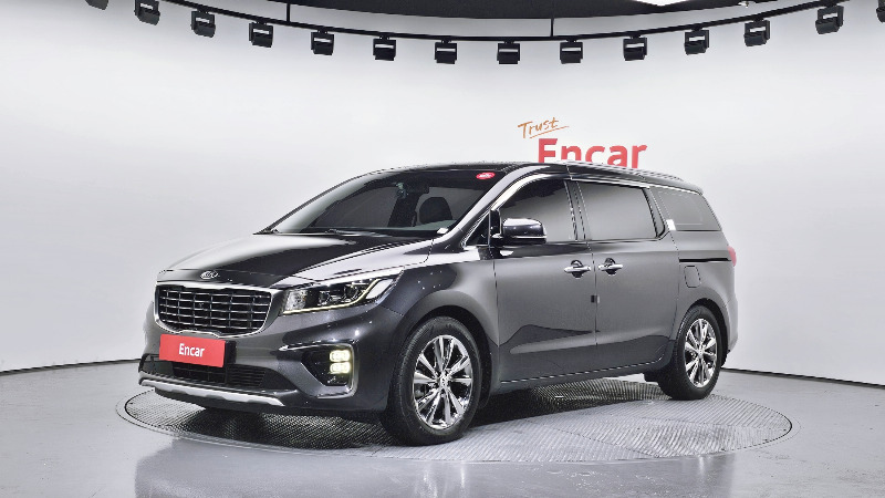 car KIA Carnival id67792 main photo