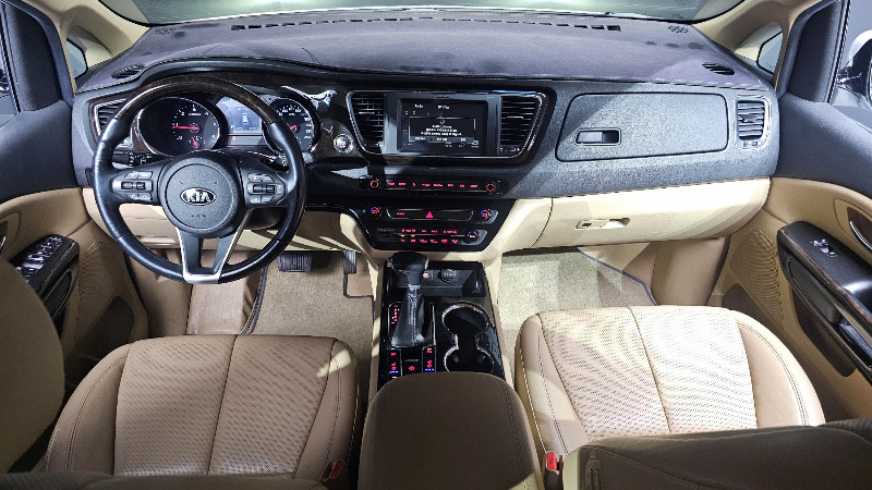 car KIA Carnival id67809 photo #7