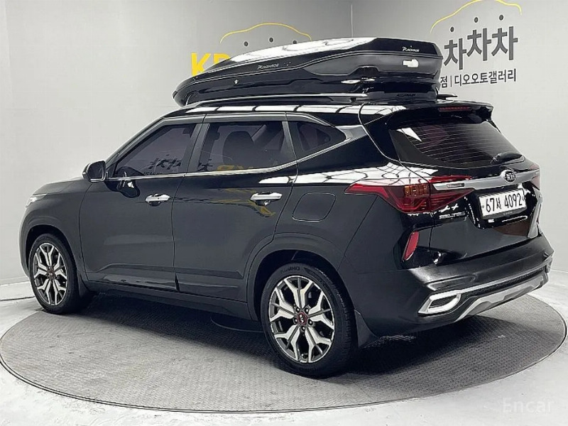 car KIA Seltos id67825 photo #2