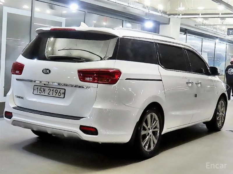 car KIA Carnival id67828 photo #4
