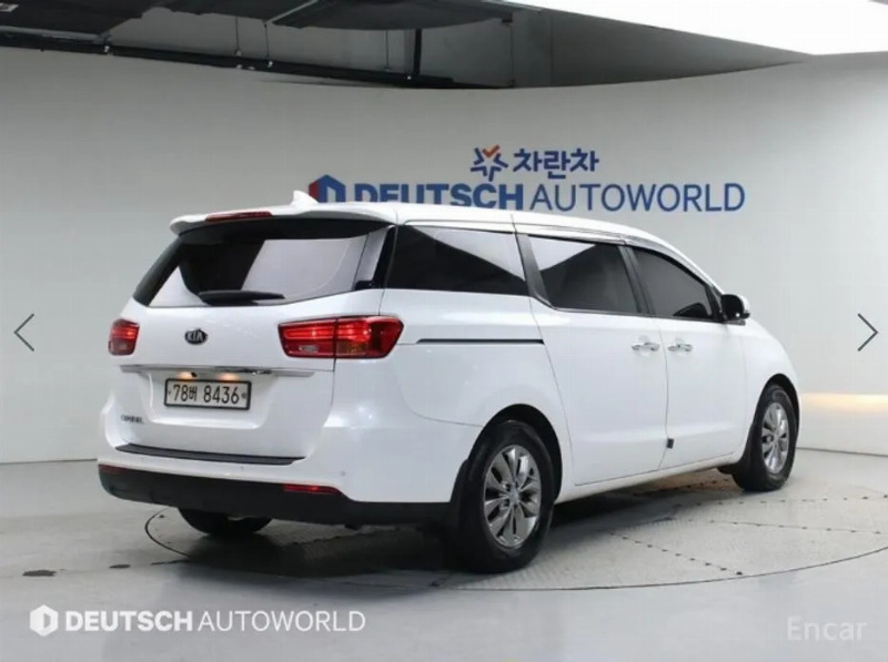 car KIA Carnival id67833 photo #2