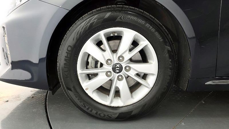 car KIA K5 id67849 photo #5