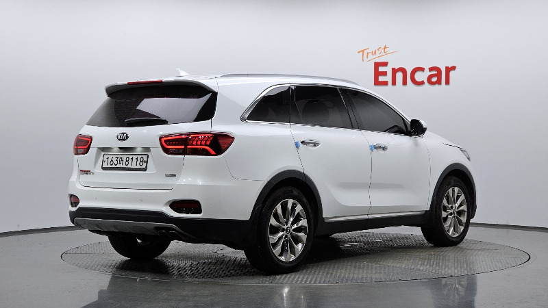 car KIA Sorento id67852 photo #2