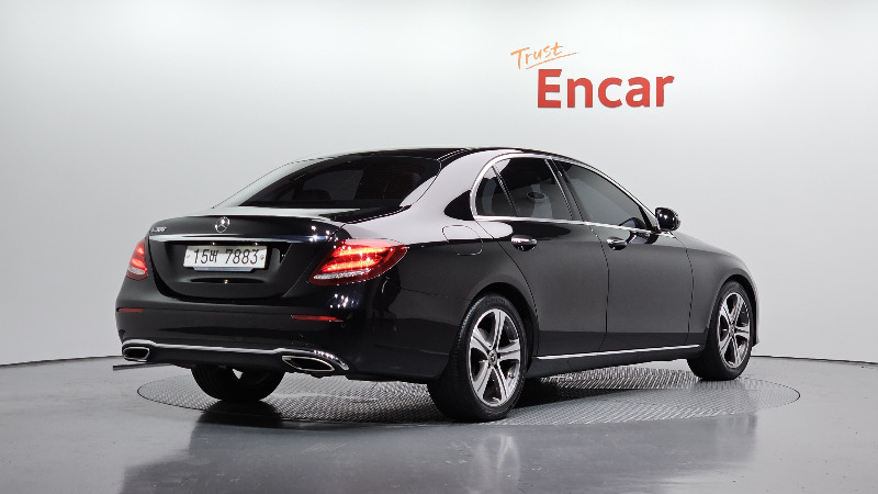 car Mercedes Benz E Class id67869 photo #2