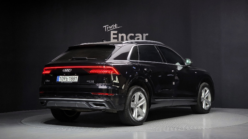 car Audi Q8 id67916 photo #2