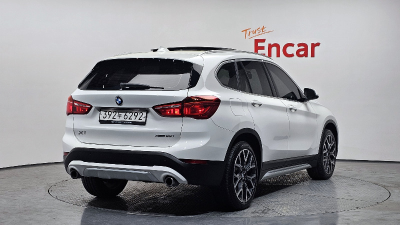 car BMW X1 id67939 photo #2