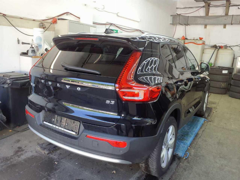 car Volvo XC40 id67944 photo #3