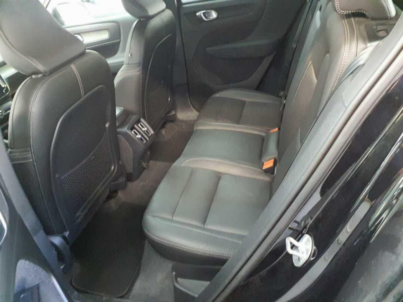 car Volvo XC40 id67944 photo #6