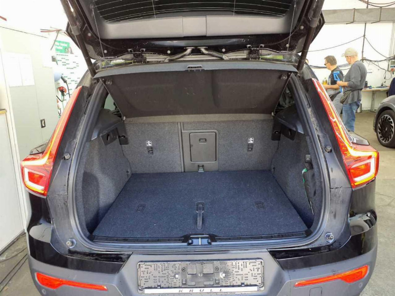 car Volvo XC40 id67944 photo #8
