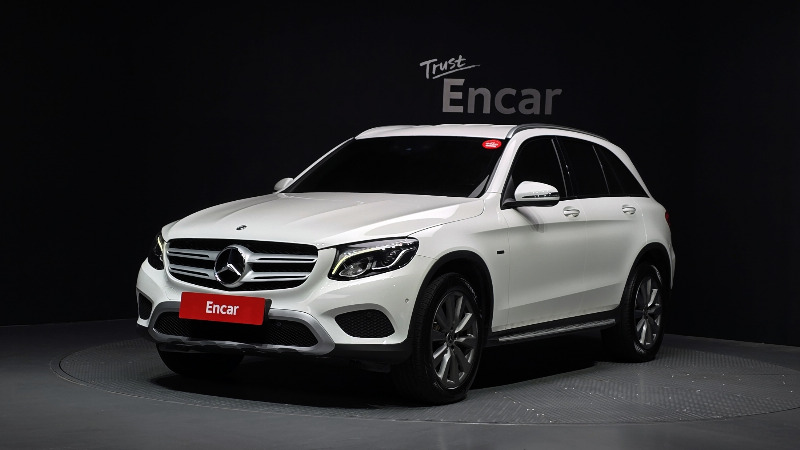 car Mercedes Benz GLC id67953 main photo