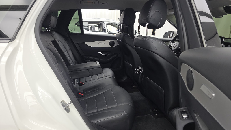 car Mercedes Benz GLC id67953 photo #12