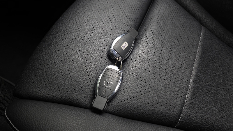 car Mercedes Benz GLC id67953 photo #18
