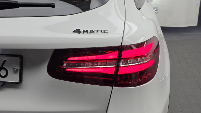 car Mercedes Benz GLC id67953 photo #23
