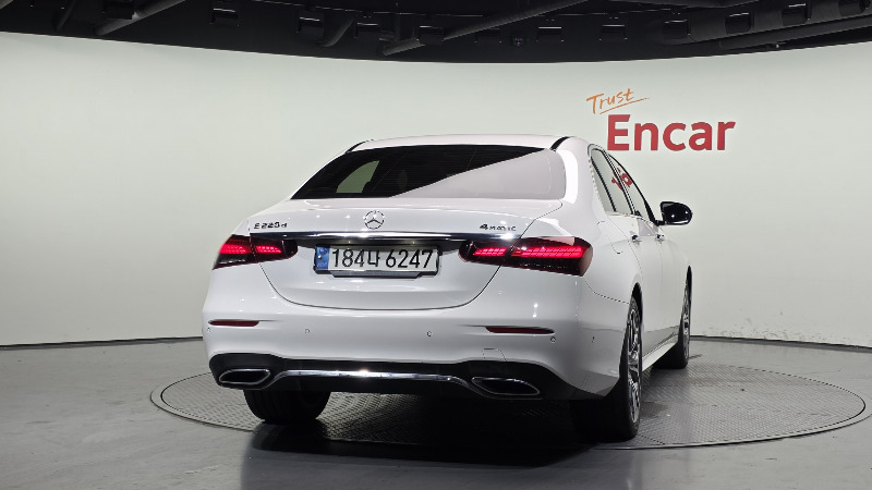 car Mercedes Benz E Class id67955 photo #4