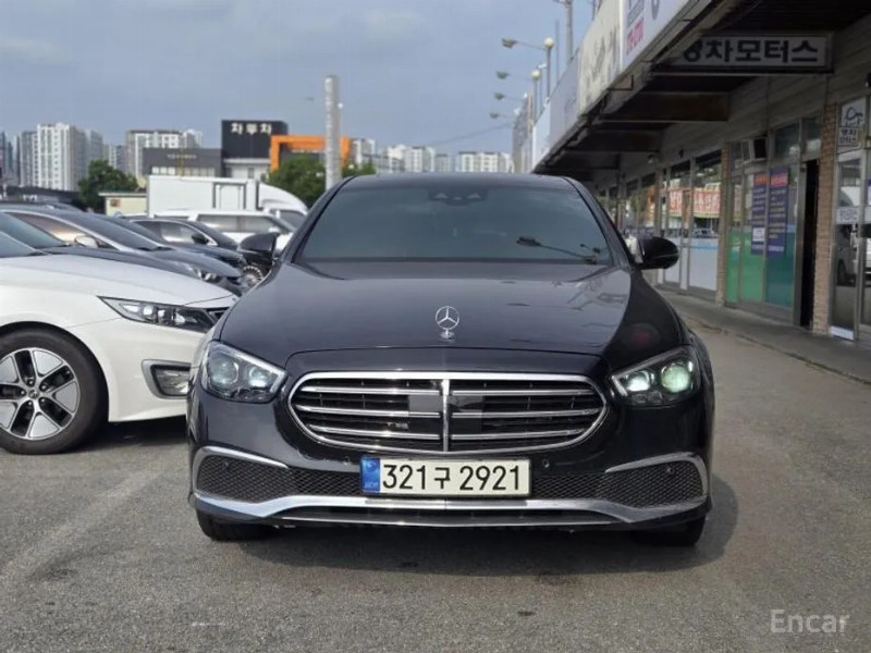 car Mercedes Benz E Class id67980 main photo