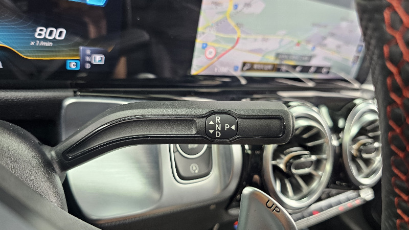 car Mercedes Benz GLB id67989 photo #9