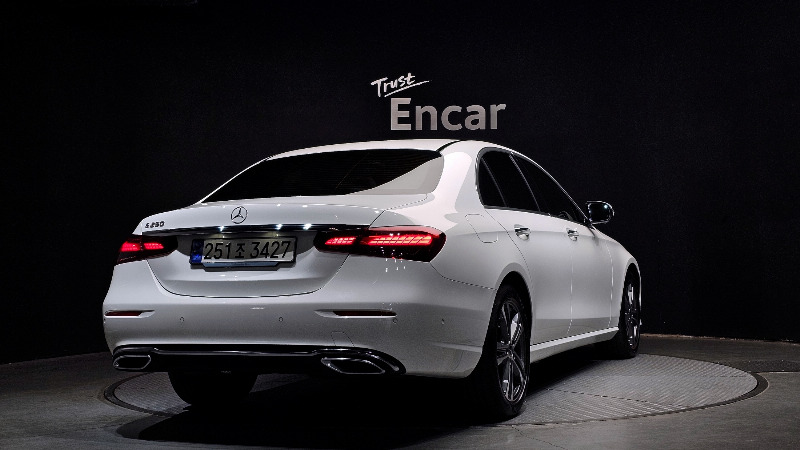 car Mercedes Benz E Class id67991 photo #2