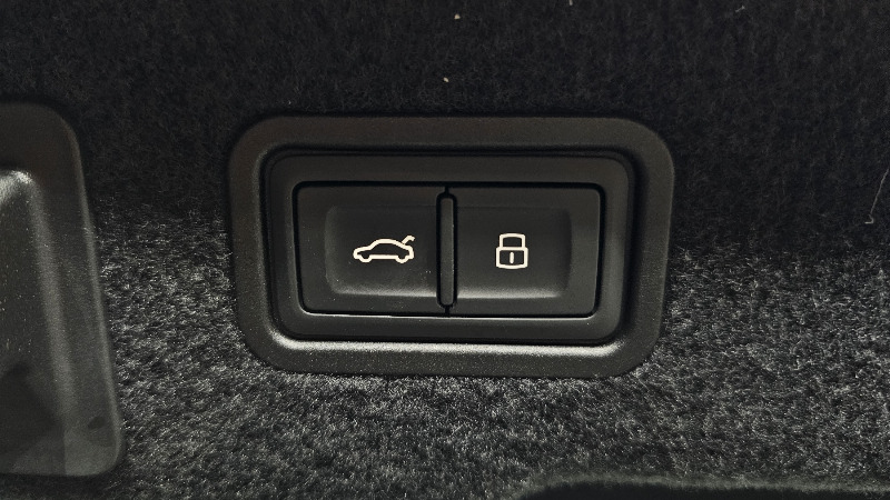 car Audi A8 id68007 photo #17