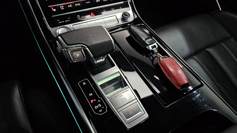 car Audi A8 id68007 photo #9