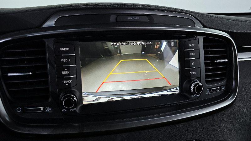 car KIA Sorento id68012 photo #17