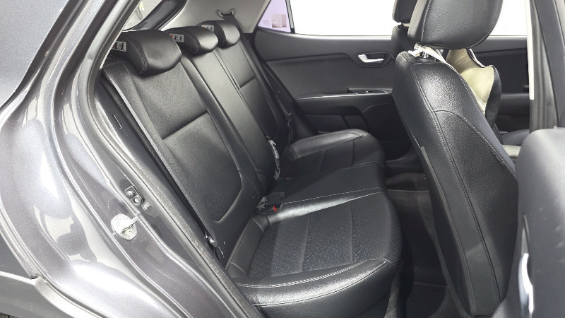 car KIA Stonic id68017 photo #12