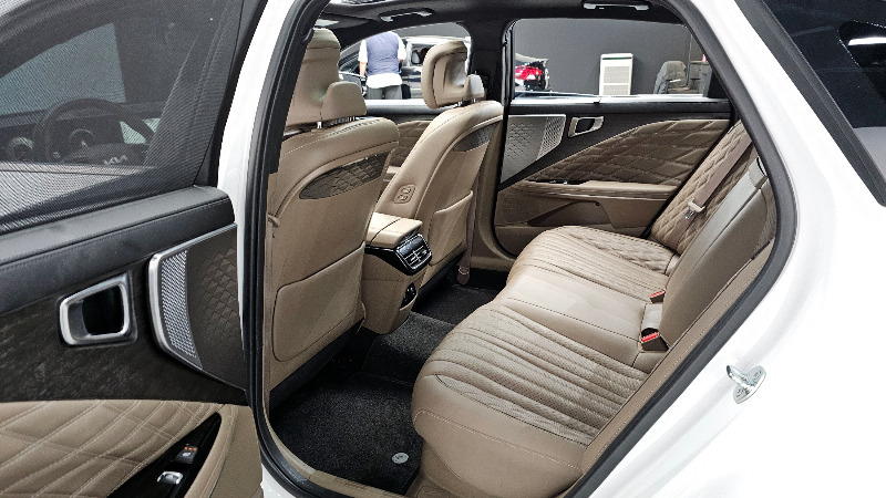 car KIA K8 id68035 photo #11