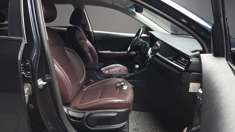 car KIA Niro id68038 photo #11