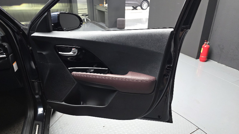 car KIA Niro id68038 photo #24