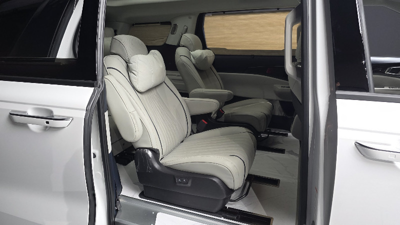 car KIA Carnival id68045 photo #11
