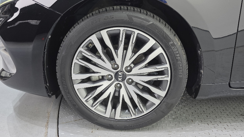 car KIA K7 id68046 photo #5