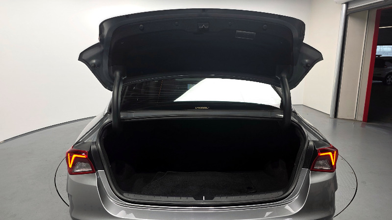 car KIA K5 id68075 photo #20