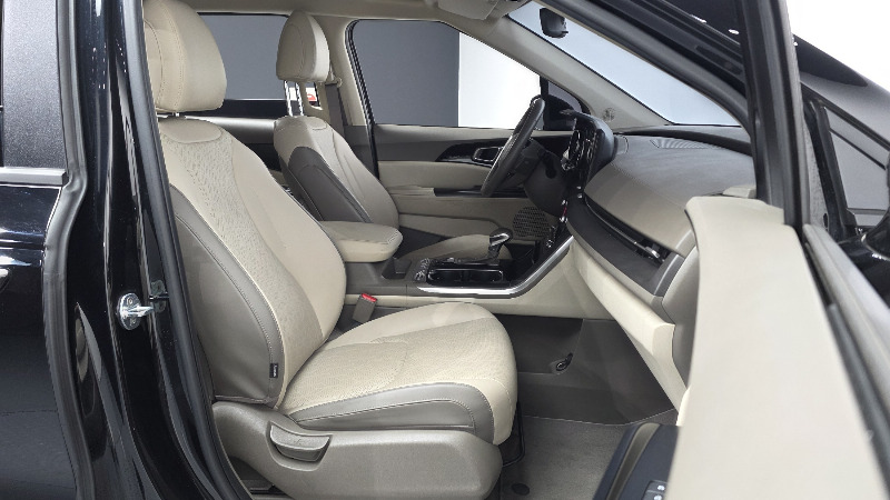 car KIA Carnival id68087 photo #11