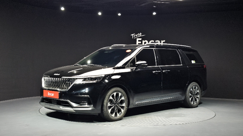 car KIA Carnival id68090 main photo