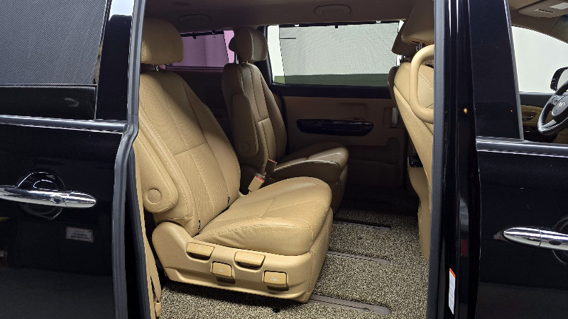 car KIA Carnival id68092 photo #12