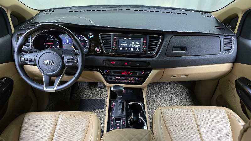 car KIA Carnival id68092 photo #7