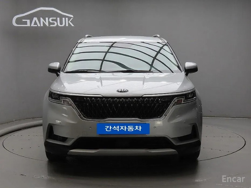 car KIA Carnival id68094 main photo