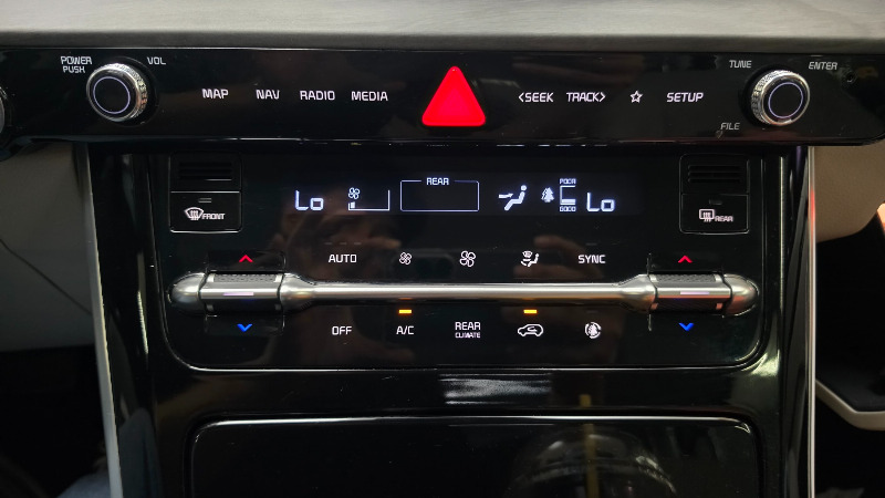 car KIA Carnival id68095 photo #6