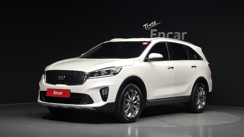 car KIA Sorento id68098 main photo