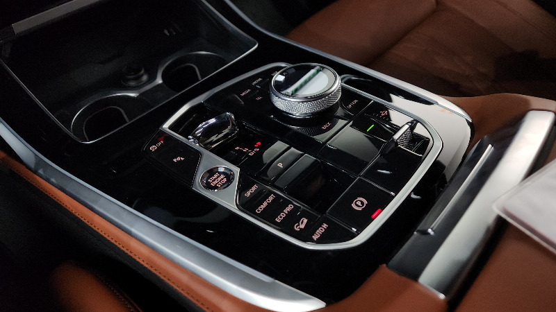 car BMW X7 id68109 photo #9