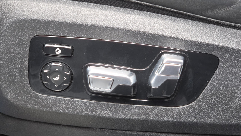 car BMW X7 id68111 photo #16