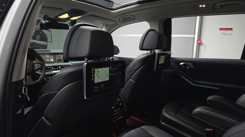 car BMW X7 id68111 photo #17