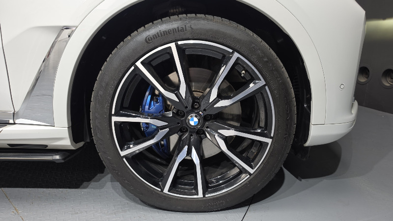 car BMW X7 id68111 photo #21