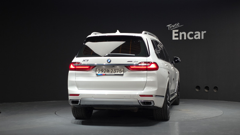 car BMW X7 id68111 photo #4