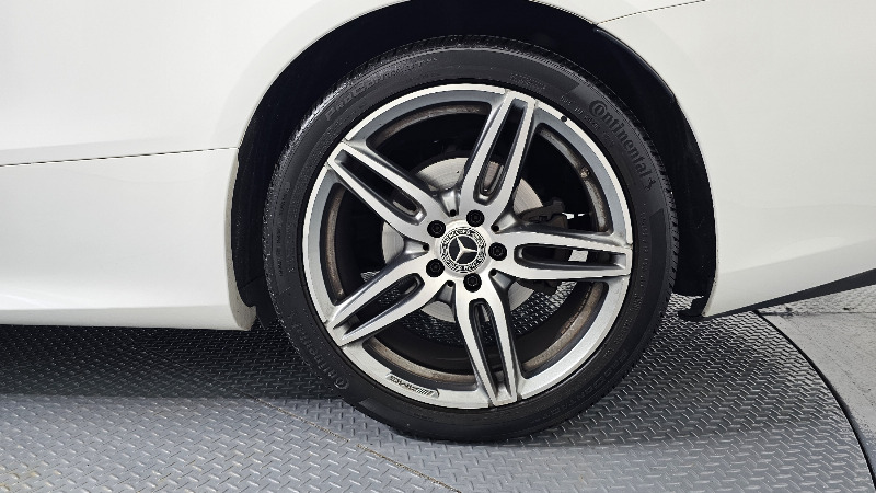 car Mercedes Benz E Class id68128 photo #21