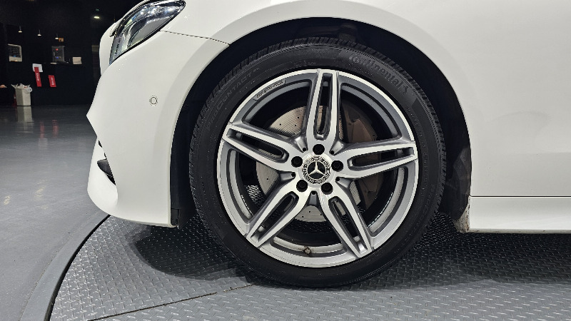 car Mercedes Benz E Class id68128 photo #5