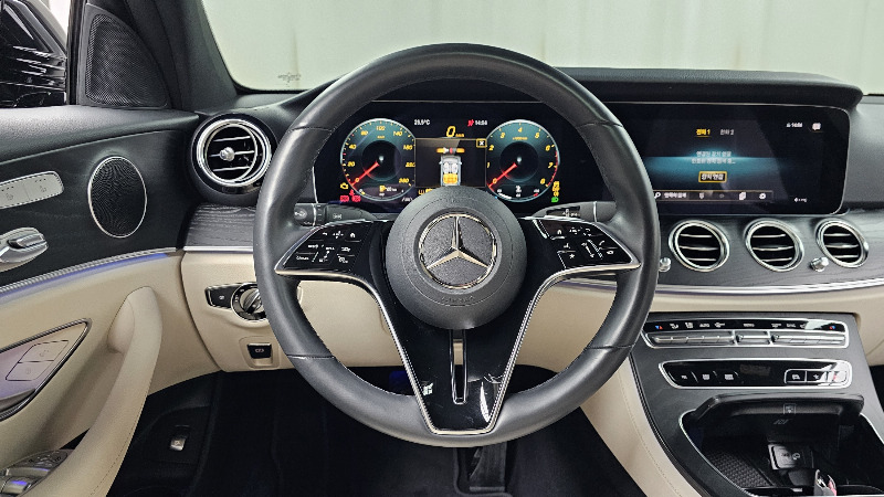 car Mercedes Benz E Class id68151 photo #13
