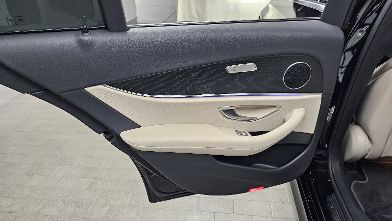 car Mercedes Benz E Class id68151 photo #25