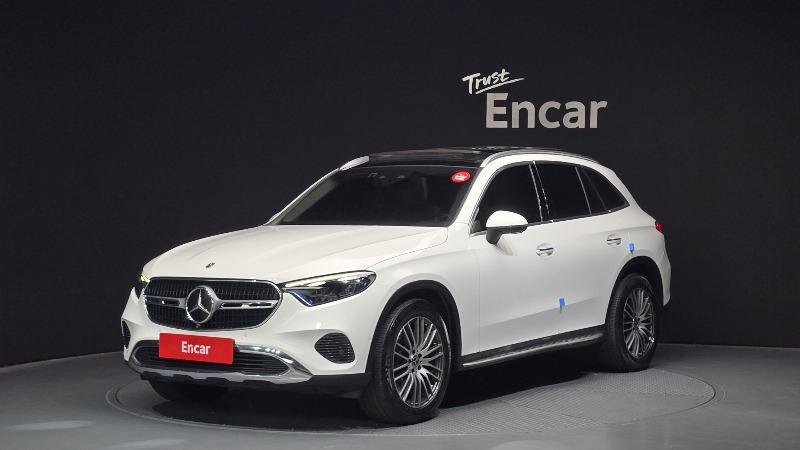 car Mercedes Benz GLC id68165 main photo